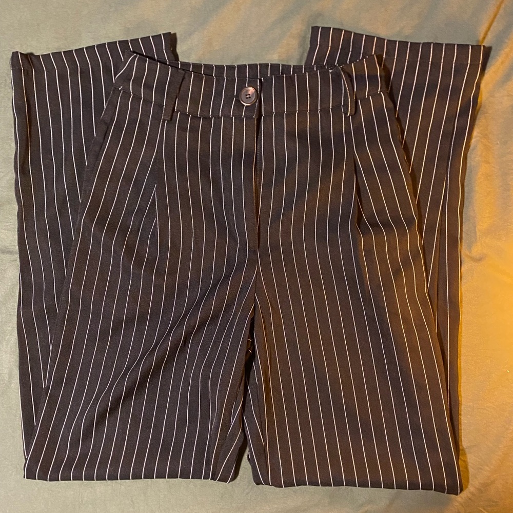 Black and white trousers striped